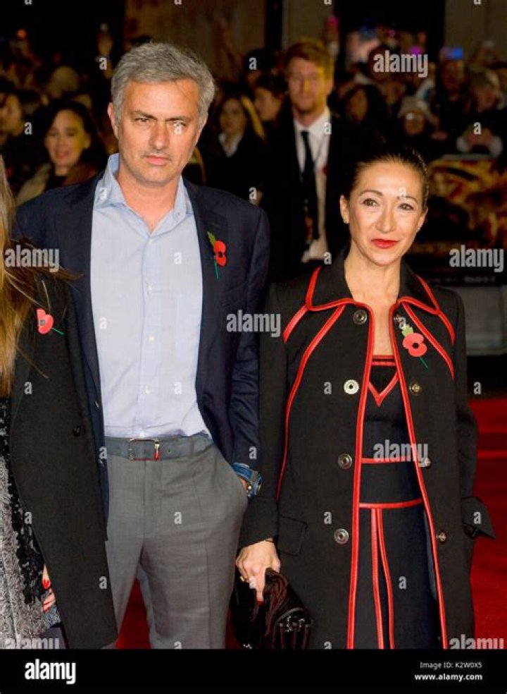 Jose Mourinho with his wife Tami and their children after winning league title in 2005