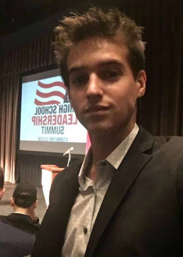 Josh Feldman in a selfie in July 2018