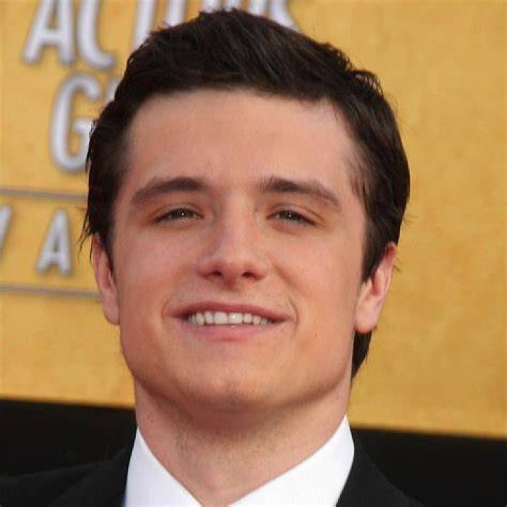Josh Hutcherson Face Closeup