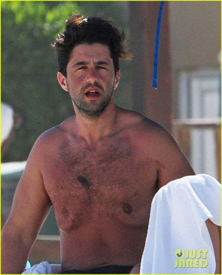 Josh Peck shirtless at the beach in Hawaii in 2015