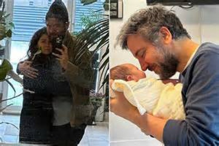 Josh Radnor in an Instagram selfie as seen in November 2018