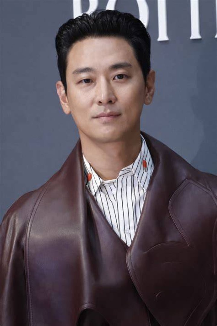 Ju Ji-hoon as seen in a screenshot that was taken from a video at Marie Clarie ASIA STAR AWARDS 2018 CHANEL