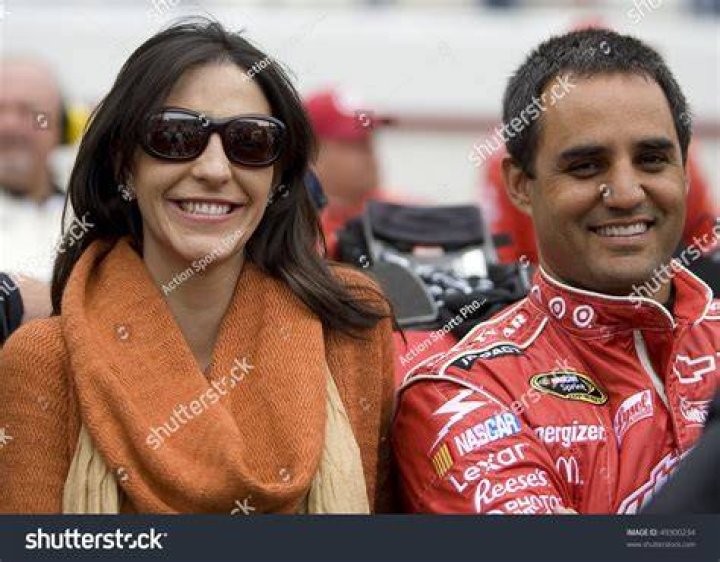 Juan Pablo Montoya and Connie Freydell with their children, as seen in October 2019
