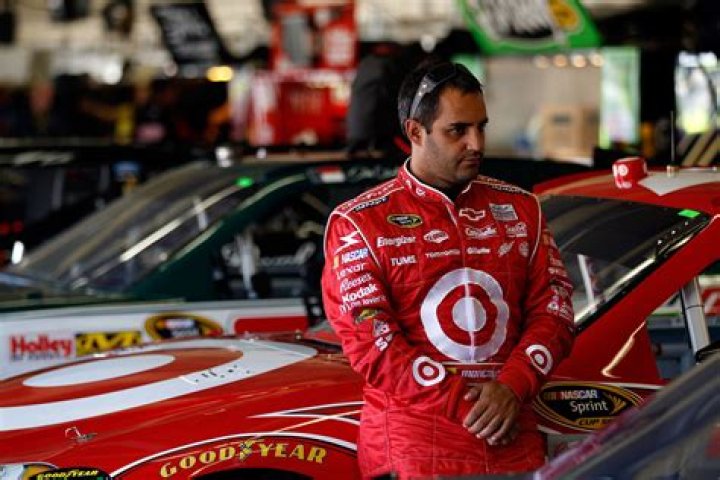 Juan Pablo Montoya with his daughters, as seen in February 2020