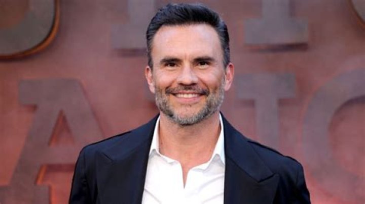 Juan Pablo Raba with his children as seen in June 2019