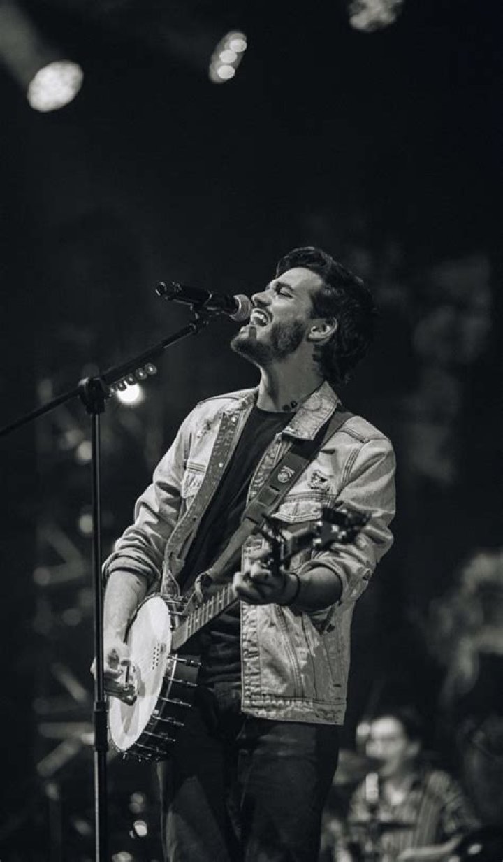 Juan Pablo Villamil and music artist Juan Pablo Isaza in a picture that was taken in April 2019