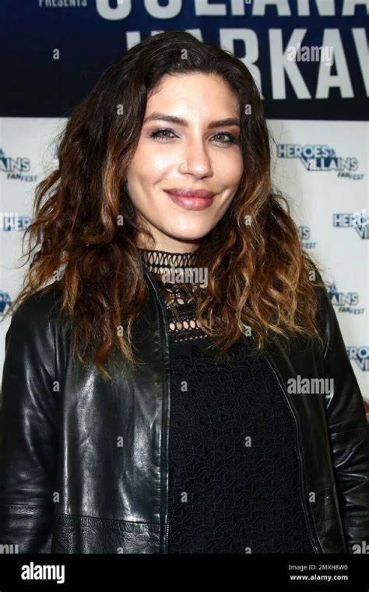 Juliana Harkavy at the Heroes & Villains event in 2017