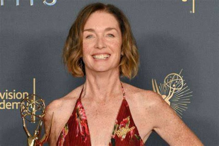 Julianne Nicholson having fun with her husband in September 2021