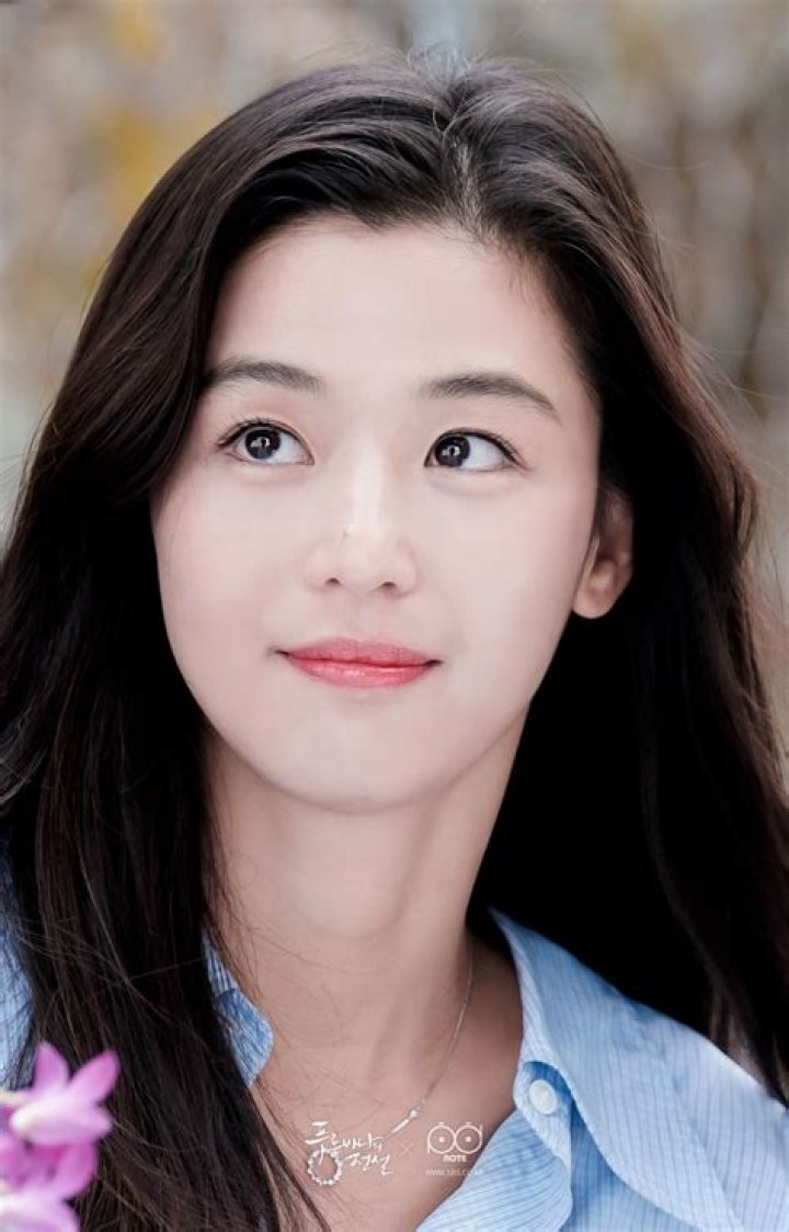 Jun Ji-hyun as seen in 2012