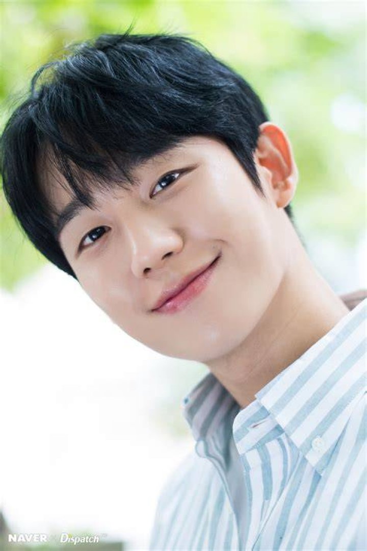 Jung Hae-in smiling for a picture in June 2021