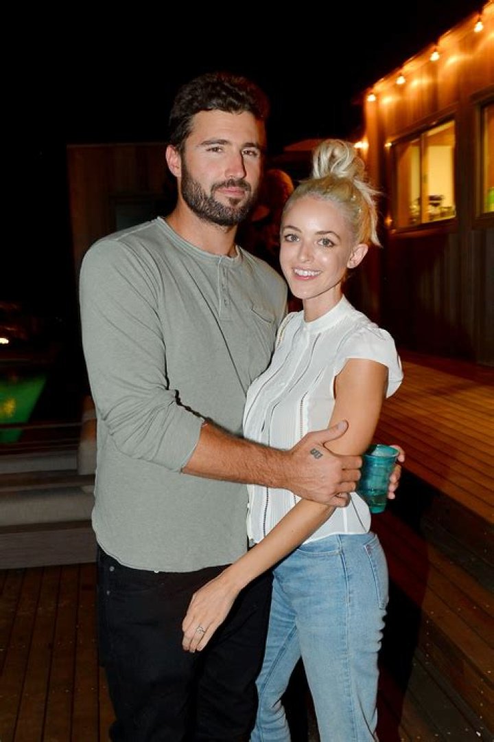 Kaitlynn Carter in an Instagram selfie as seen in September 2019