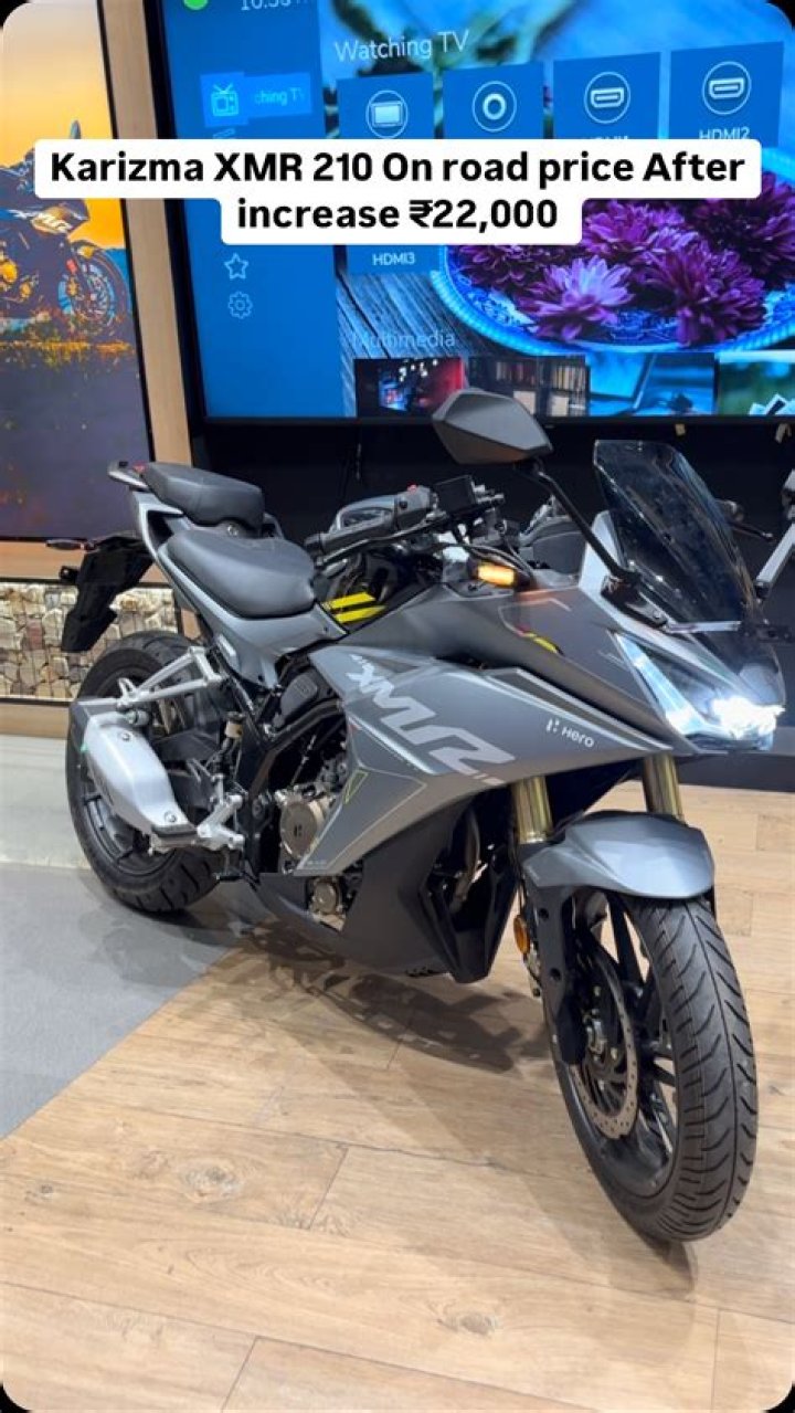 Karizma in an Instagram selfie as seen in December 2019
