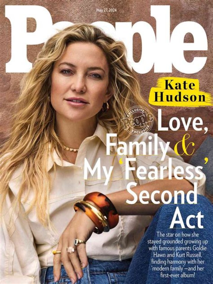 Kate Hudson on the cover of Shape magazine's June 2016 issue