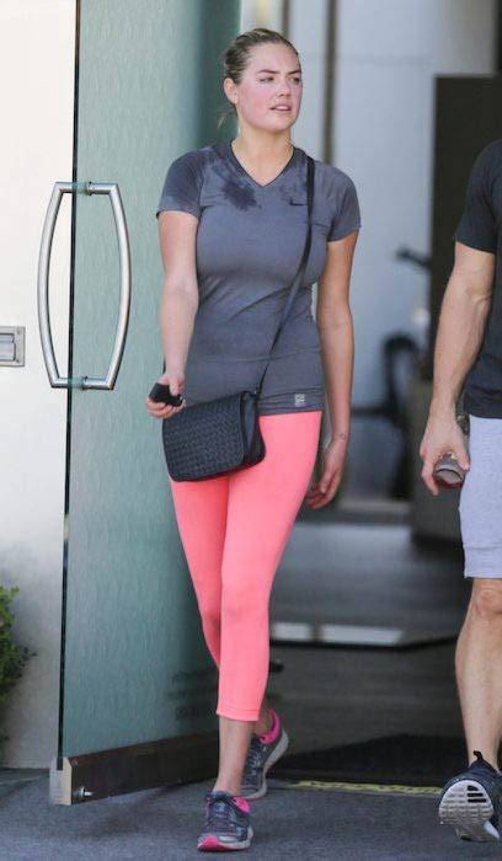 kate-upton-workout-routine-and-diet-plan