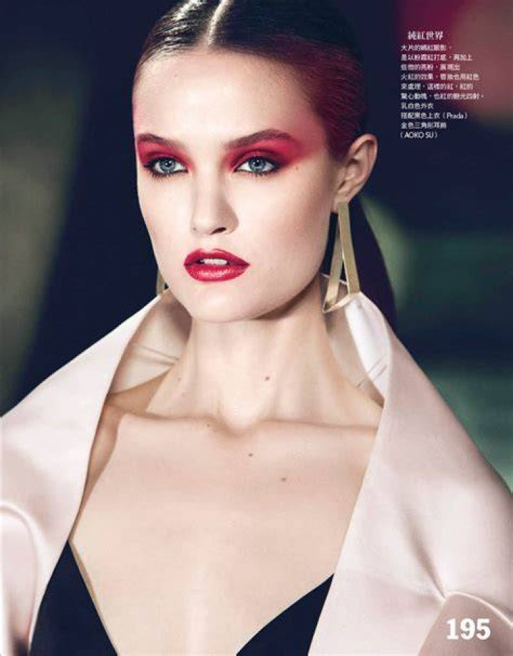 Katie Fogarty fashion model