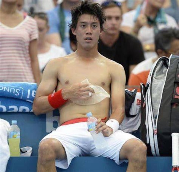 Kei Nishikori shirtless body