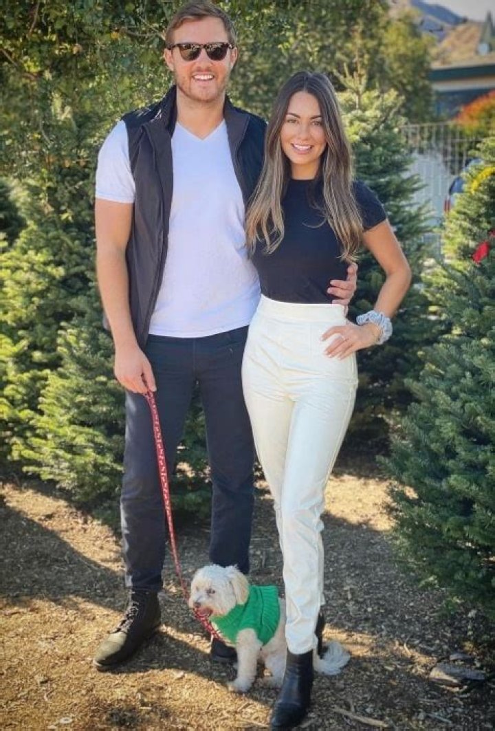 Kelley Flanagan with her beau in December 2020 getting in the Christmas spirit and picking out the tree