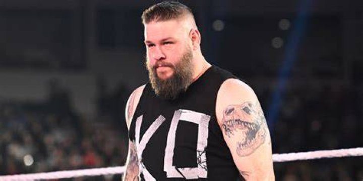 Kevin Owens happy with his family in January 2016