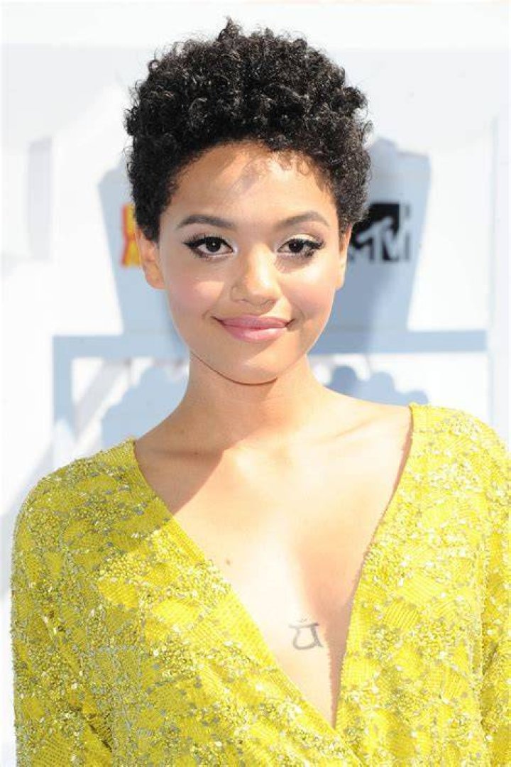 Kiersey Clemons at 2015 MTV Movie Awards