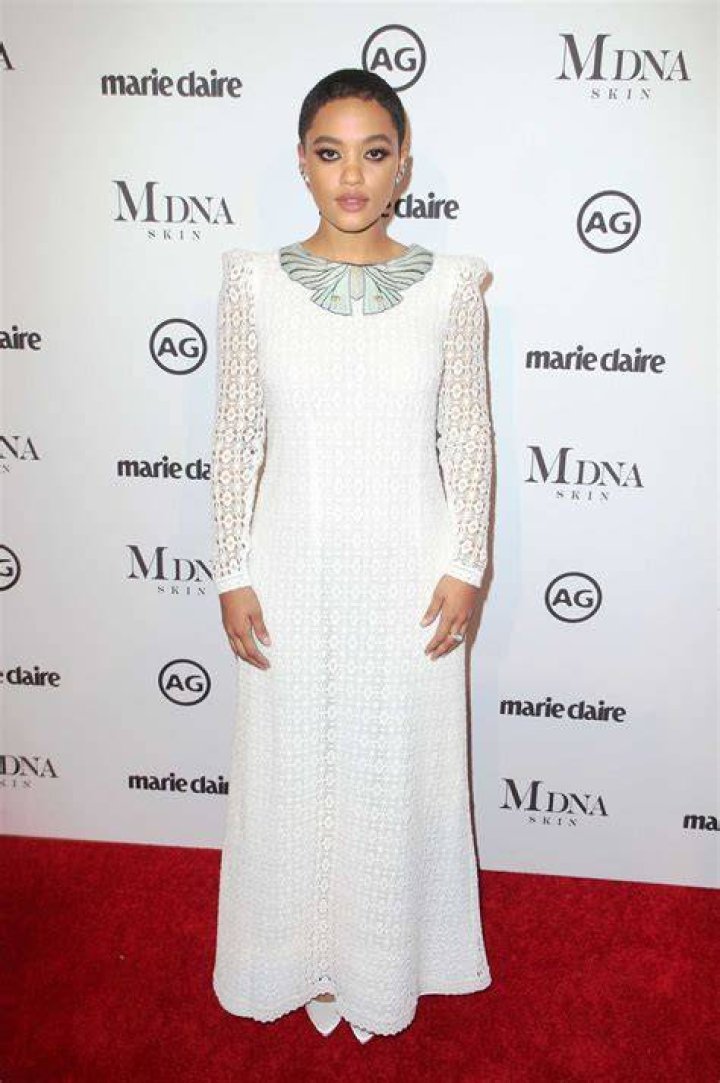 Kiersey Clemons in KODE Magazine's January 2016 Issue