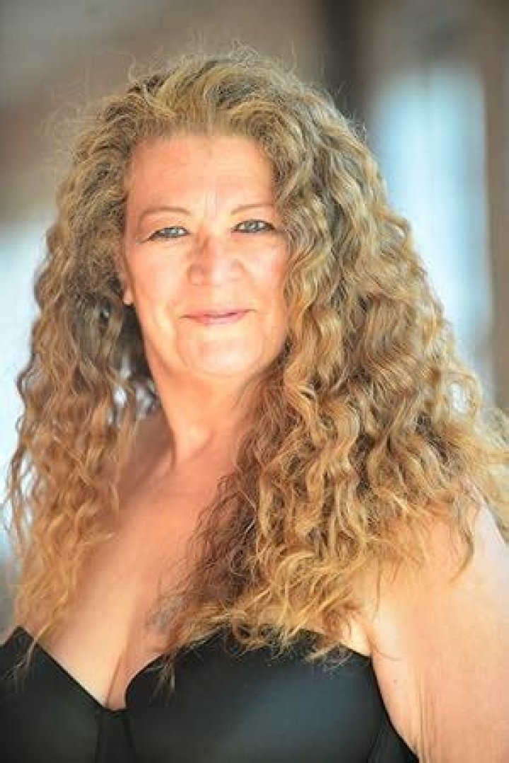 Kim Blacklock measured by Jamie Panas of the Guinness World Records