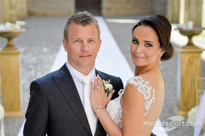 Kimi Räikkönen and Minna-Mari Virtanen, as seen in December 2018