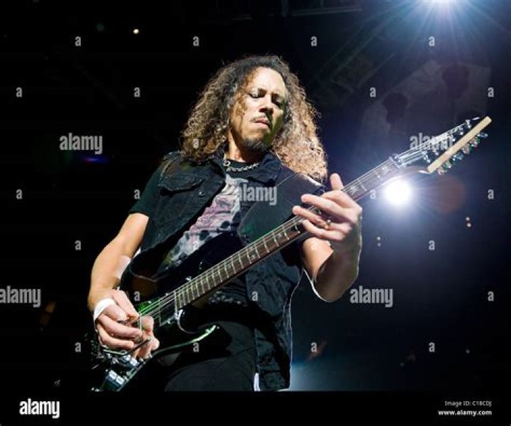 Kirk Hammett performing live with Metallica at O2 in London in September 2008