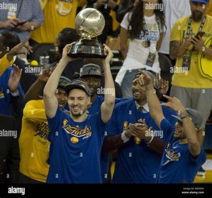 Klay Thompson with trophy after winning the Foot Locker Three-Point Contest at the 2016 NBA All-Star Weekend on February 13, 2016