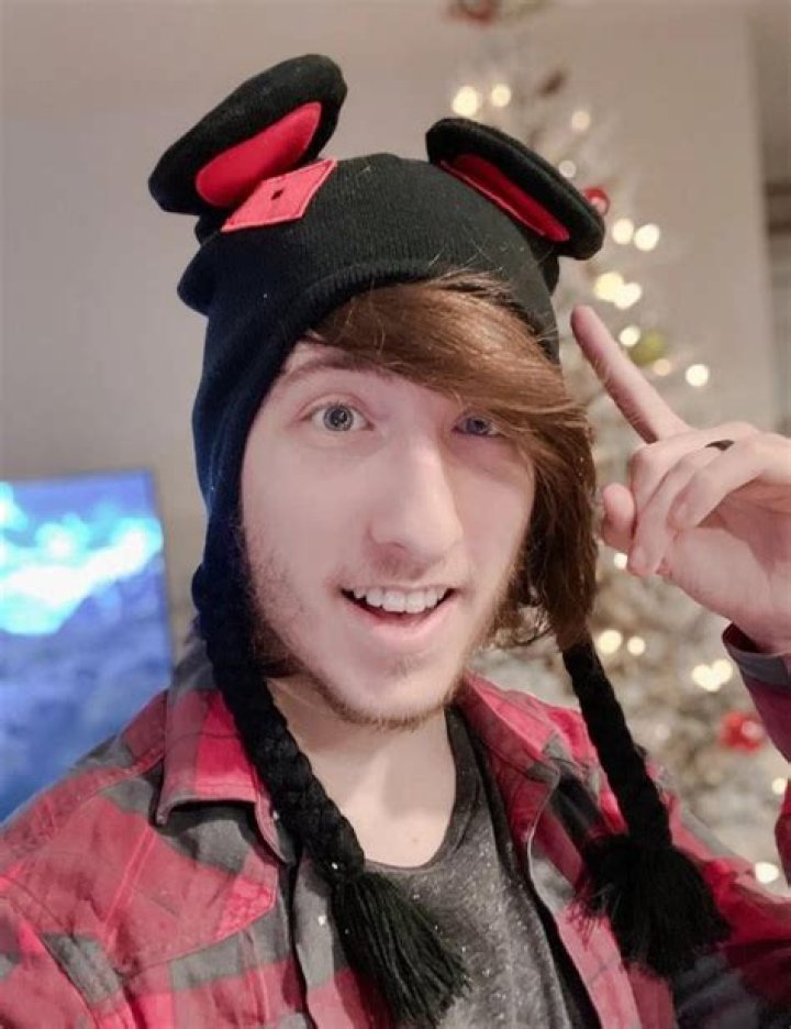 KreekCraft in May 2020 wanting to know who else needs a hair cut