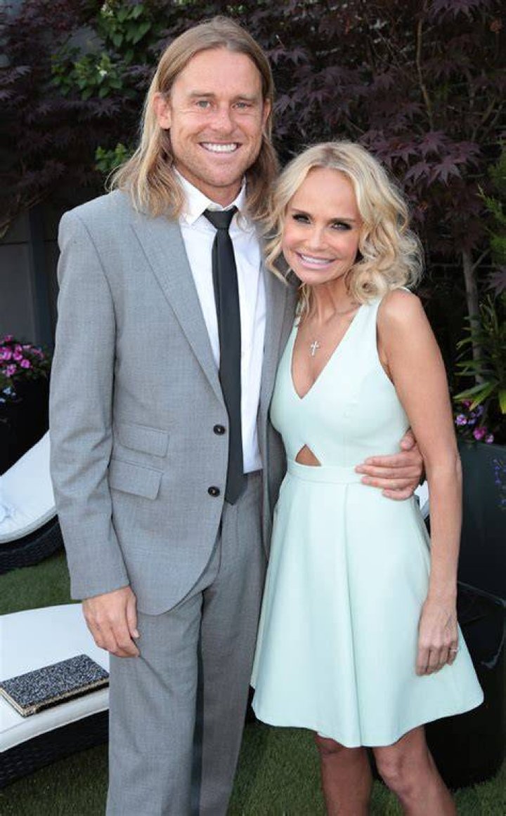 Kristin Chenoweth and Andrew Pruett at the social life magazine bash in July 2015