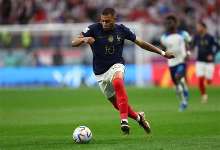 Kylian Mbappé in action in a football match in October 2017