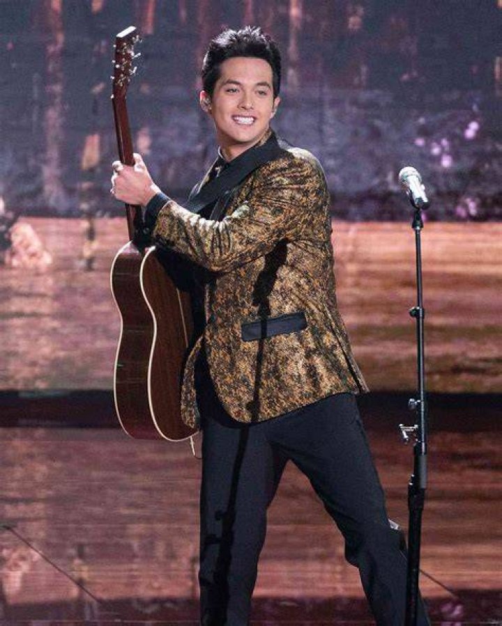 Laine Hardy performing in Nashville in November 2019