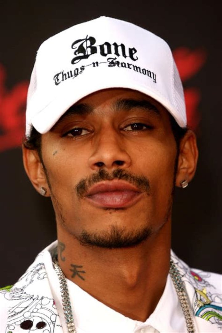 Layzie Bone shirtless strikes a poses for a photoshoot