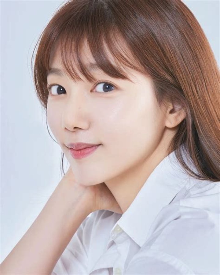 Lee Chae-young as seen in a picture uploaded to her fan account in January 2020