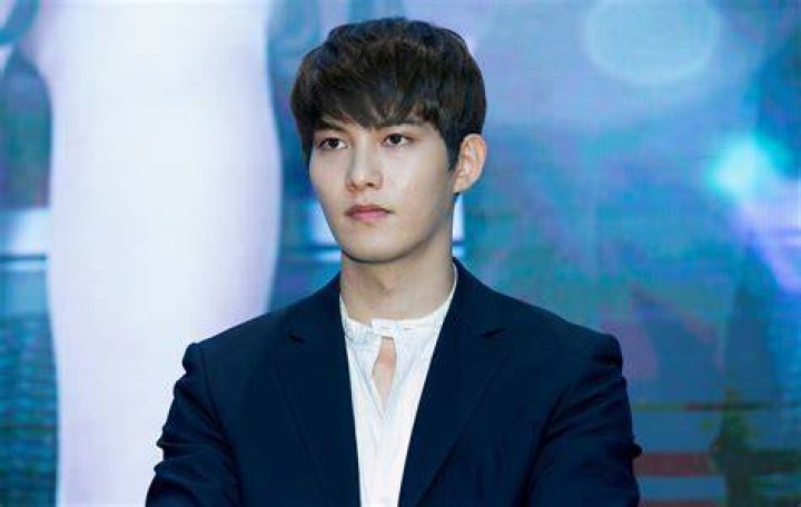 Lee Jong-hyun as seen in an Instagram Post in May 2017