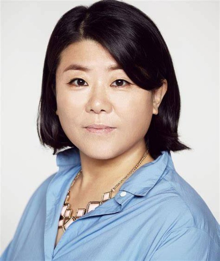 Lee Jung-eun as seen while smiling in a picture