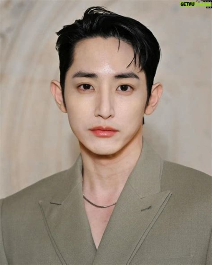Lee Soo-hyuk as seen while taking a selfie in February 2021