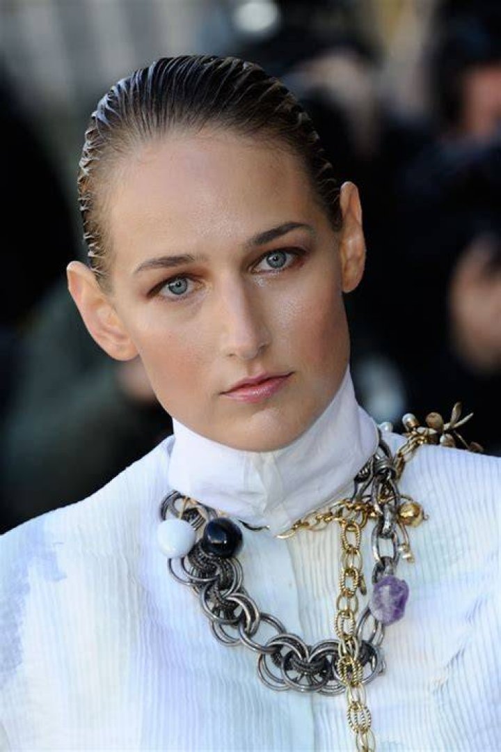 Leelee Sobieski at Dior's Fall Winter 2015/2016 Haute Couture Collection Show in Paris