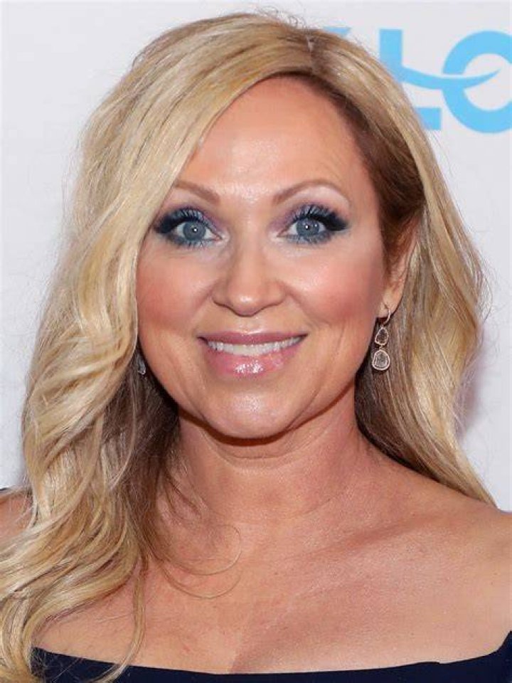 Leigh-Allyn Baker with her 2 kids
