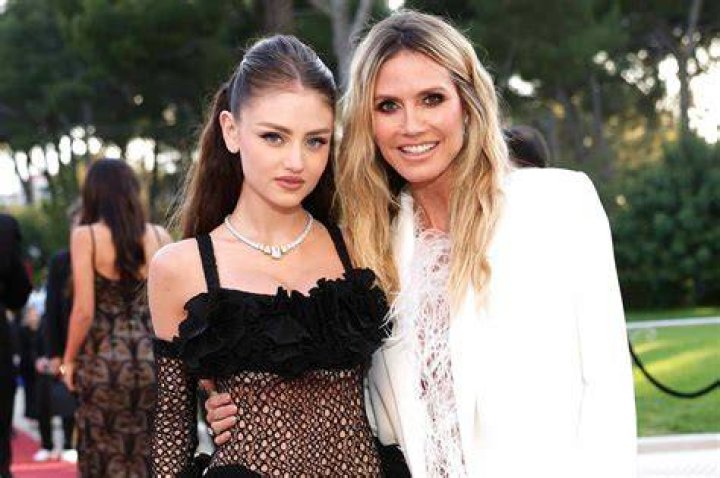 Leni Klum with her mother in the Vogue magazine in December 2020