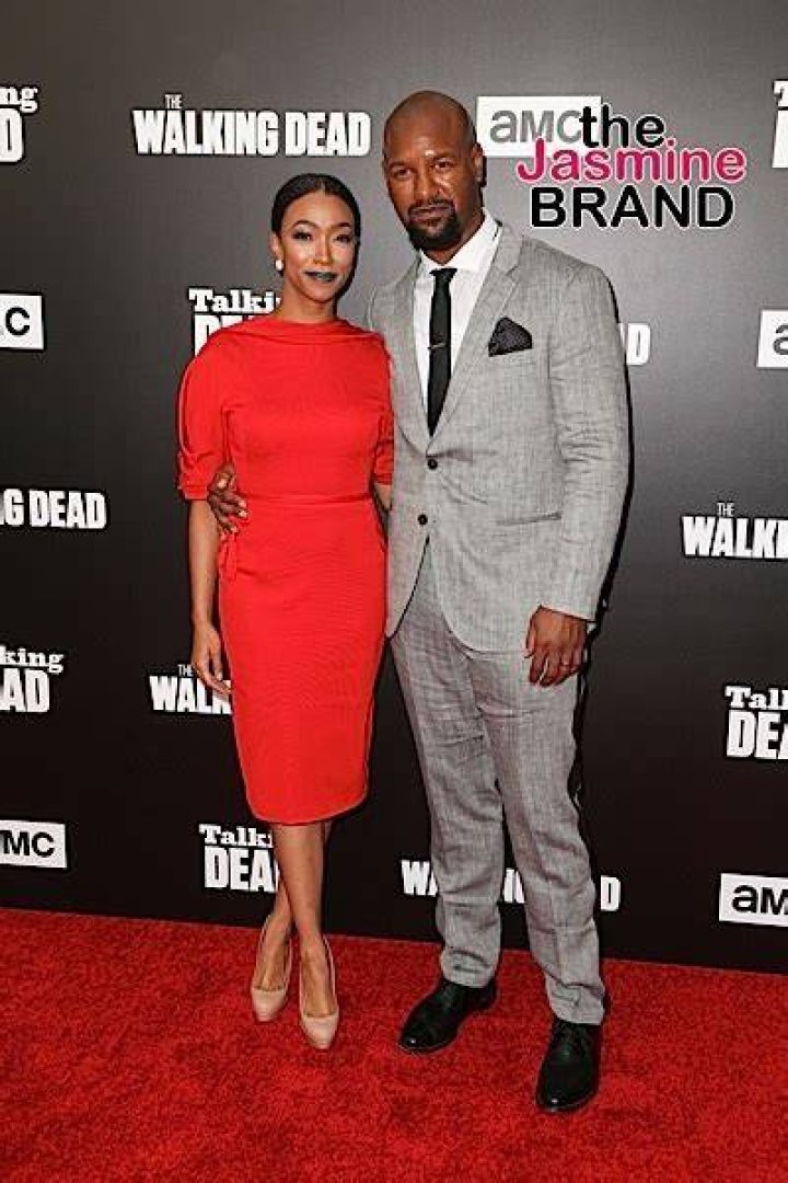 Lennie James and Sonequa Martin-Green speaking at the 2015 San Diego Comic Con International, for The Walking Dead, at the San Diego Convention Center in San Diego, California