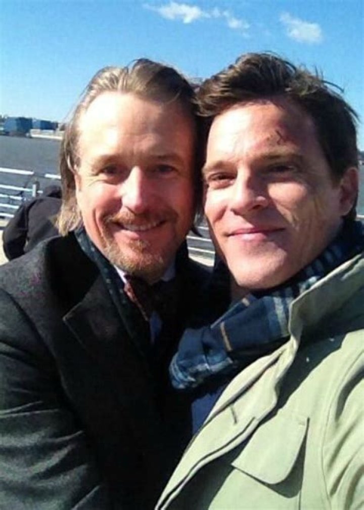 Linus Roache (Right) with his co-stars on the set of Homeland in July 2019