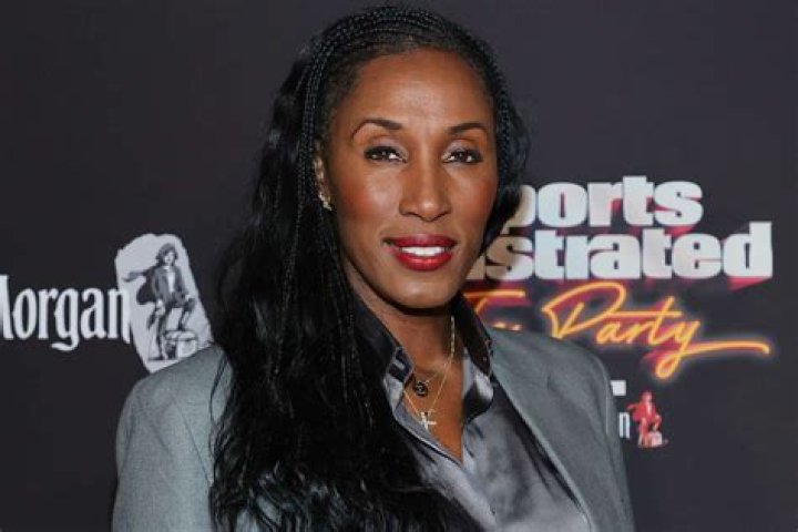 Lisa Leslie speaking at an event in Phoenix in January 2015
