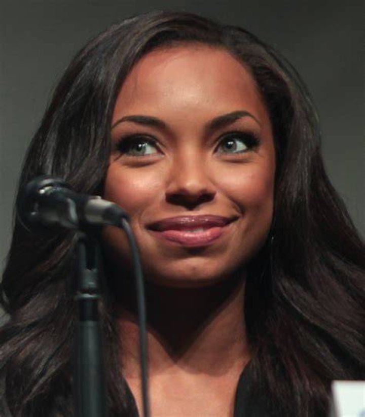 Logan Browning speaking at the 2015 Wondercon