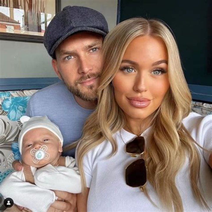 Lottie Tomlinson in an Instagram selfie as seen in October 2017