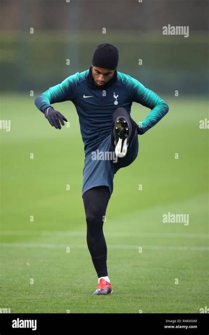 Lucas Moura during a training session in January 2013