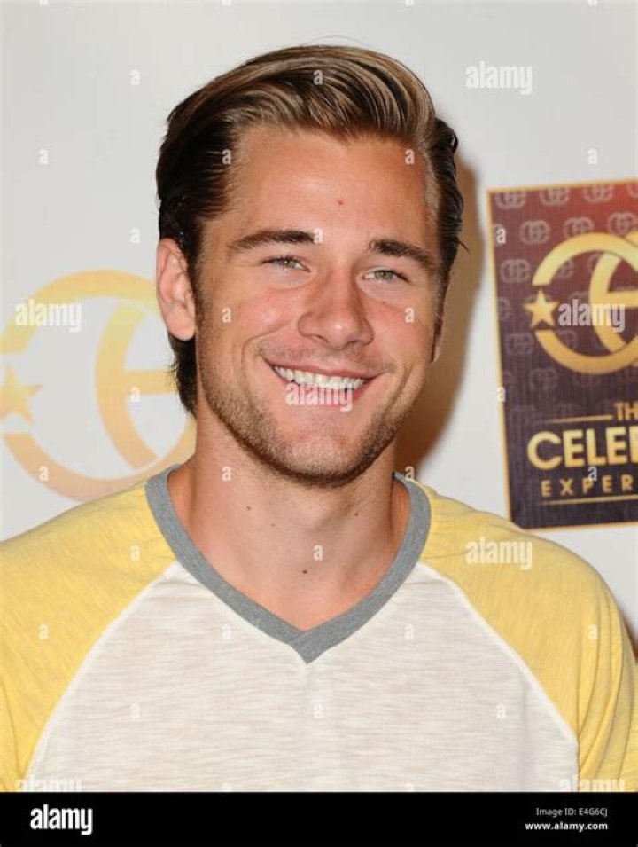 Luke Benward at the Radio Disney Music Awards in April 2014
