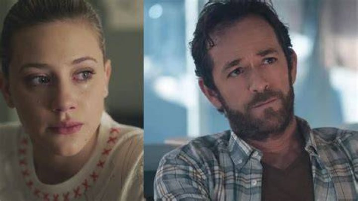 Luke Perry and Lili Reinhart in a selfie in May 2018