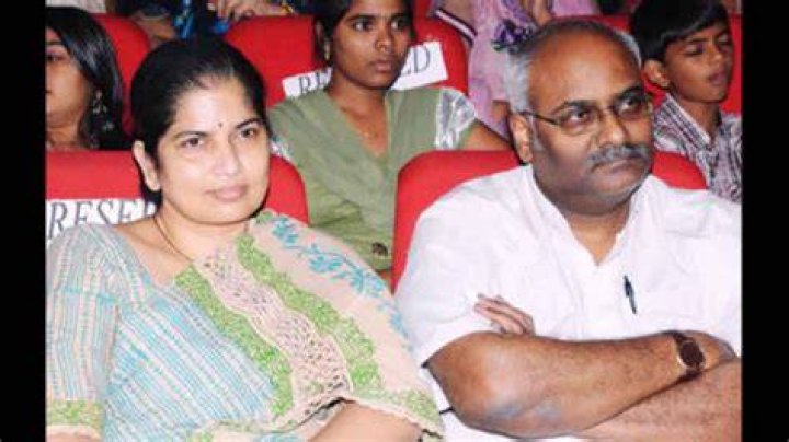 M. M. Keeravani (Right) and K. S. Chithra pictured while presenting an award to Anurag Kulkarni in 2016