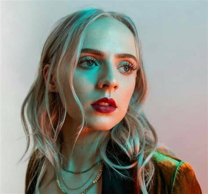 Madilyn Bailey in a modeling photoshoot done in 2015